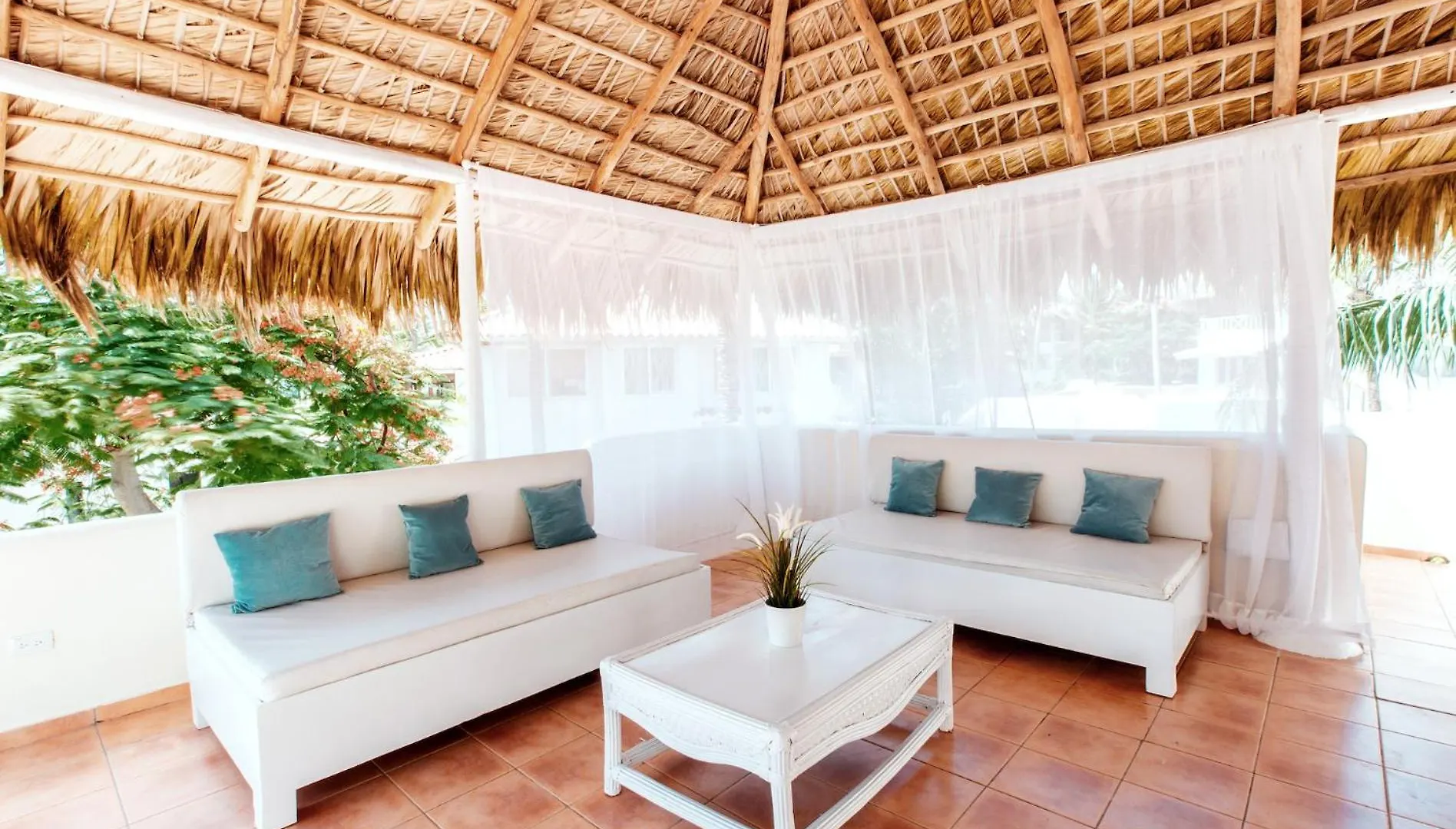 Hotel Ducassi Suites Punta Cana