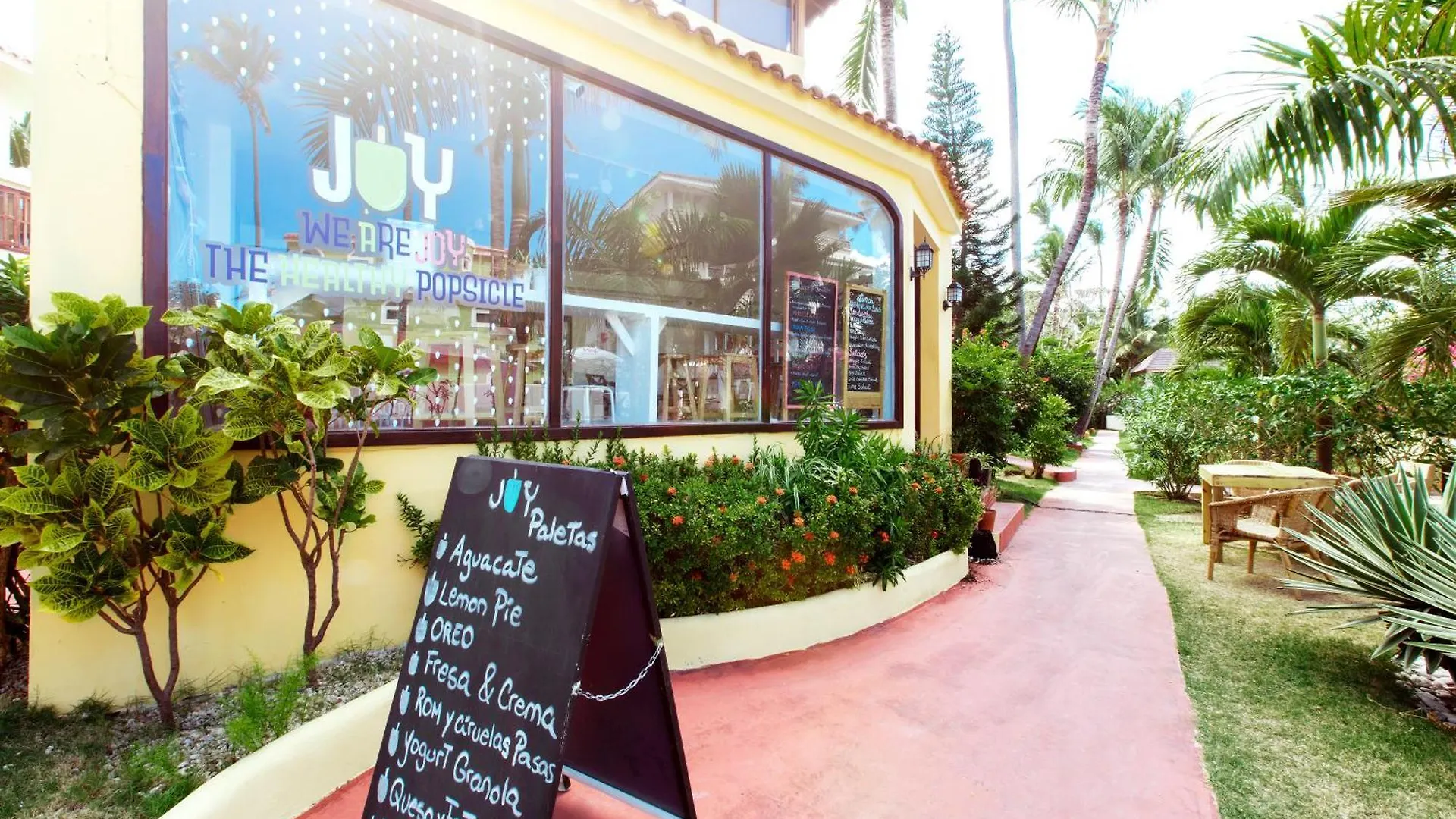 Hotel Ducassi Suites Punta Cana