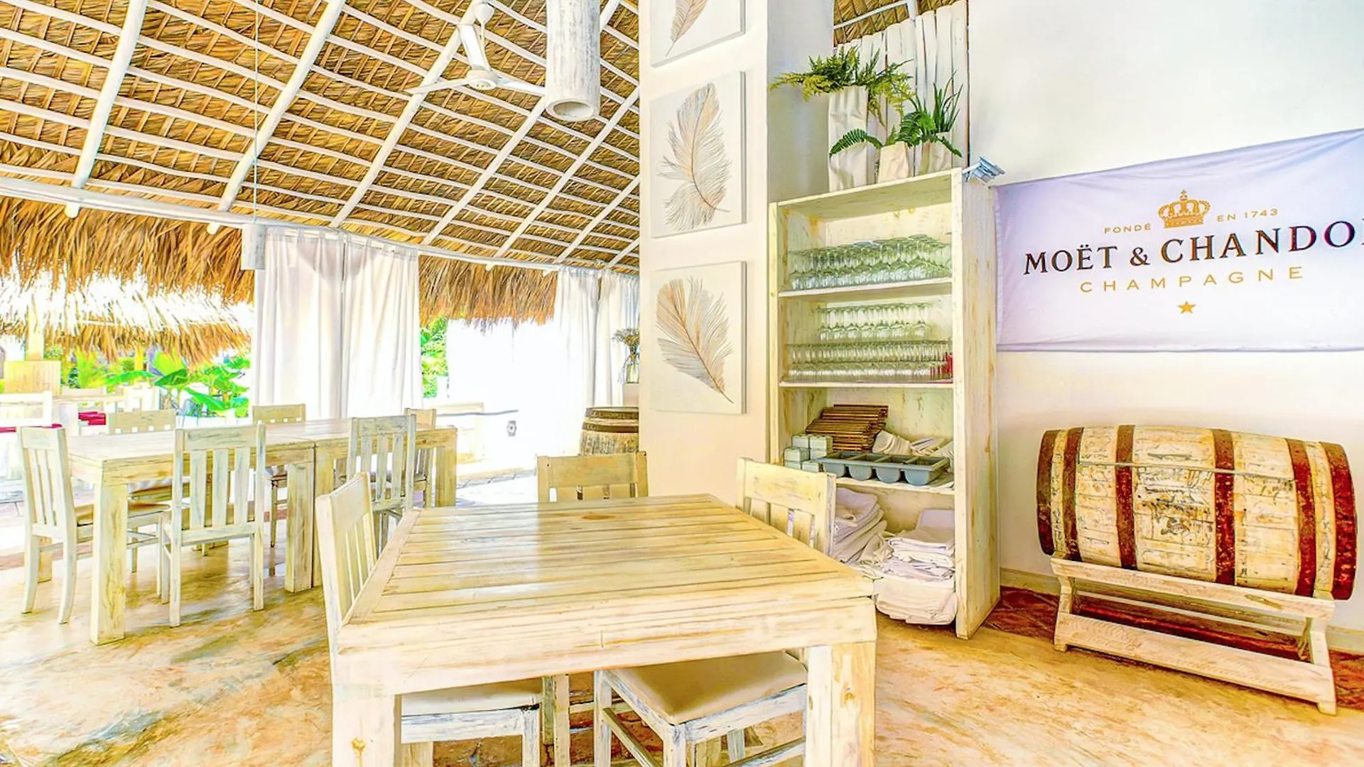 Ducassi Suites Punta Cana Hotel